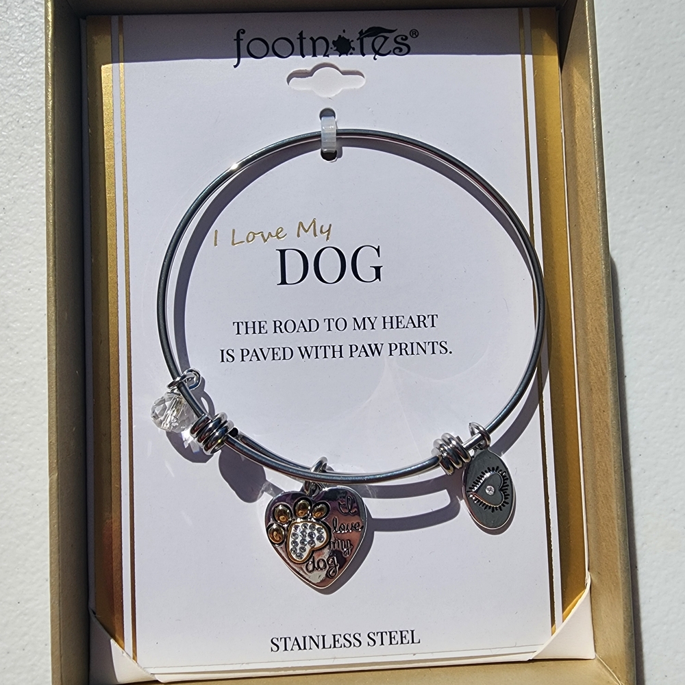 Dog Charm Bracelet In Silver - Expandable
